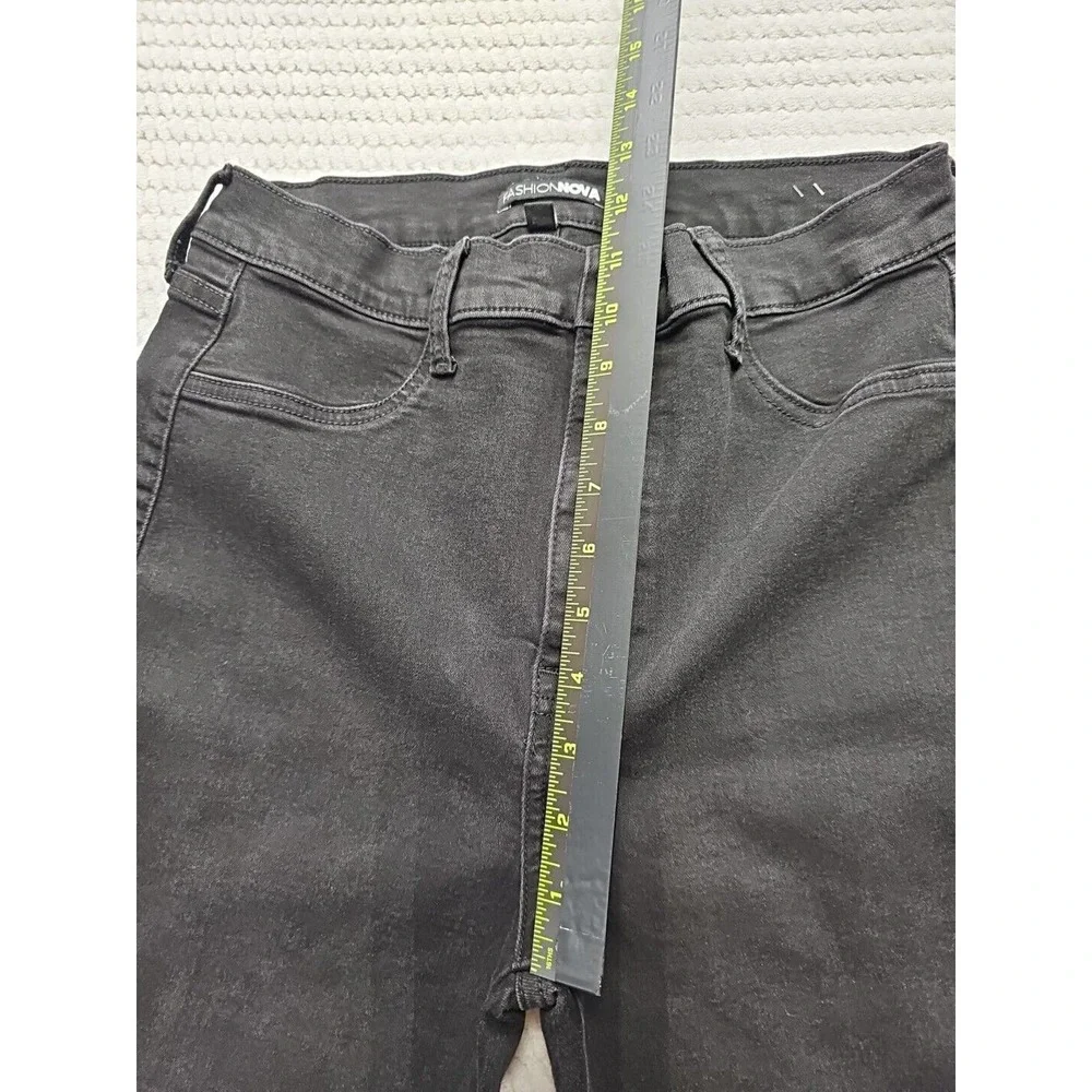Fashion Nova Jeans Juniors Size 13 Black Bell Bottom Flare Leg High Rise - Picture 5 of 9